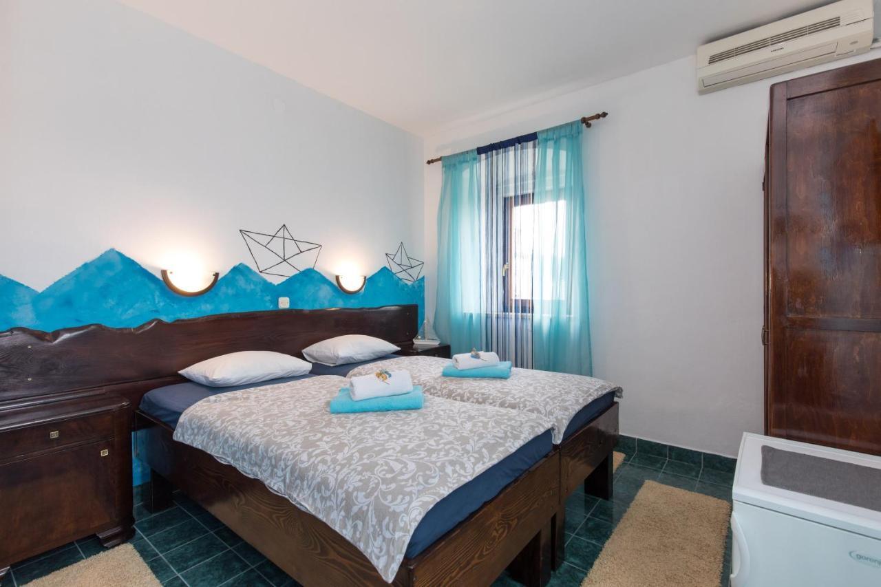 Pape Punat Apartmani I Sobe Екстериор снимка