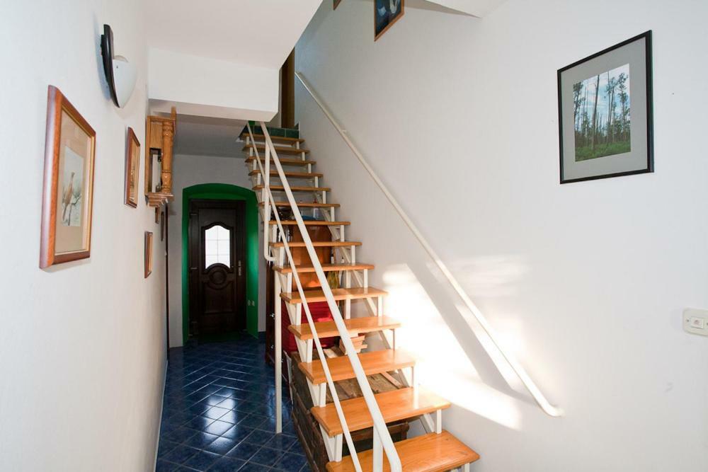 Pape Punat Apartmani I Sobe Екстериор снимка
